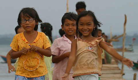 [Photograph Depicting Children from Stung Hau Village]